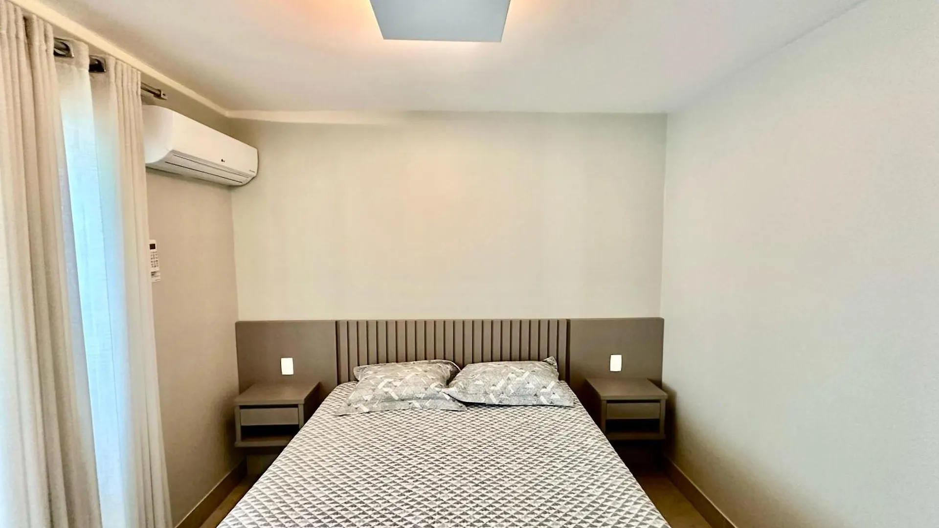 Ape 2 Suites Luxo Alto Padrao Caldas Novas Brazil